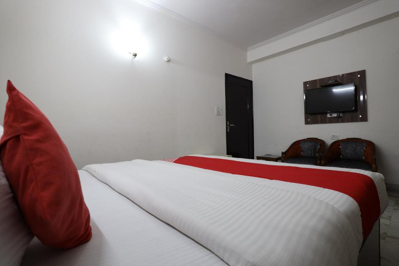 Oyo 60476 Hotel Silver Rooms Delhi (National Capital Territory of India) Exterior foto